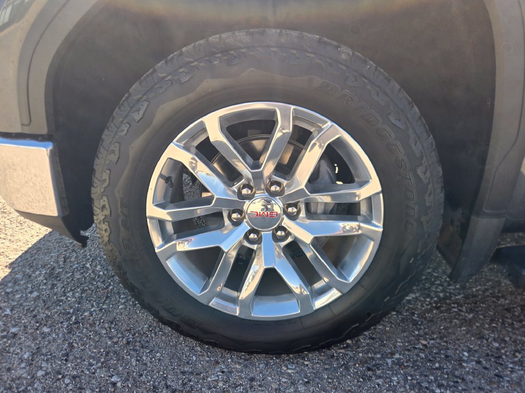 Used 2019 GMC Sierra 1500 SLT w/ SLT Premium Plus Package AWD/4WD image 9