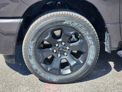 New 2026 RAM 1500 Express image 8