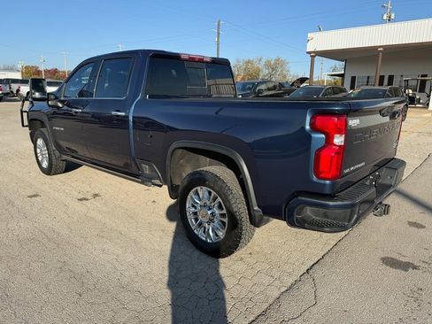 Used 2021 Chevrolet Silverado 2500 High Country w/ Safety Package II image 4
