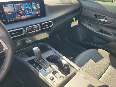 New 2026 Nissan Sentra SV w/ SV Convenience Package image 33