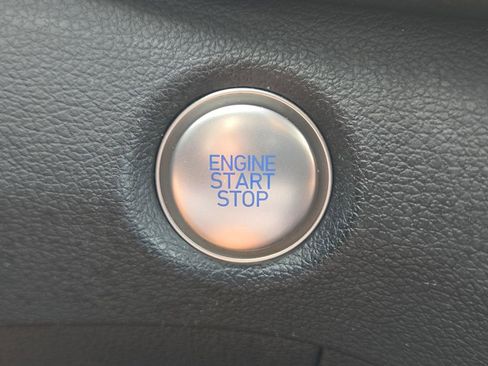 Used 2022 Hyundai Santa Fe SEL image 24