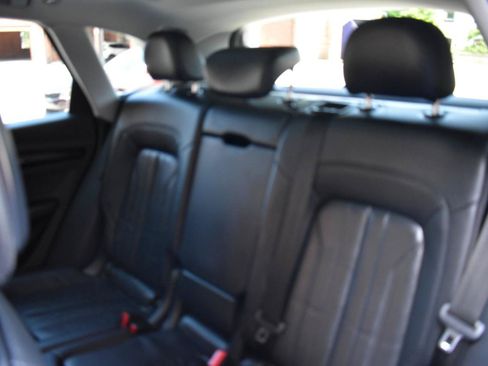 Used 2018 Audi Q5 2.0T Premium Plus w/ Premium Plus Package AWD/4WD image 15