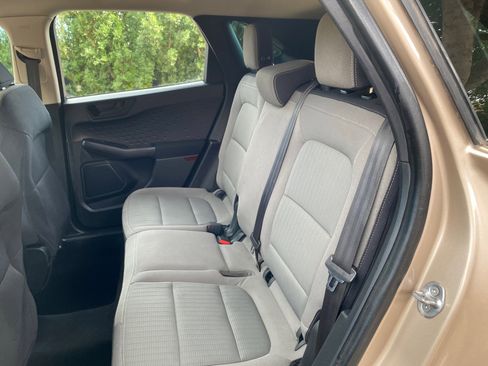 Used 2020 Ford Escape S image 41