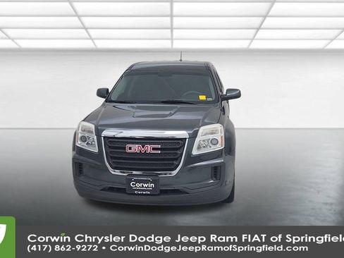 Used 2017 GMC Terrain SLE image 5