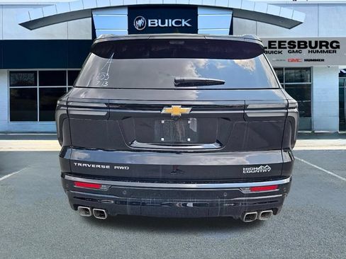 Used 2026 Chevrolet Traverse High Country w/ LPO, Floor Liner Package AWD/4WD image 6