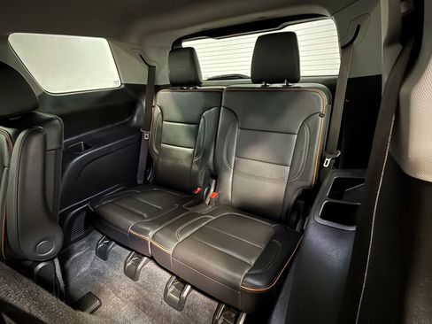 Used 2023 GMC Acadia AT4 w/ Technology Package image 34