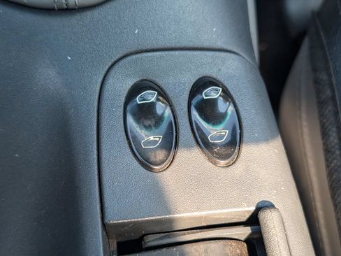 Used 1999 Porsche Boxster RWD image 18