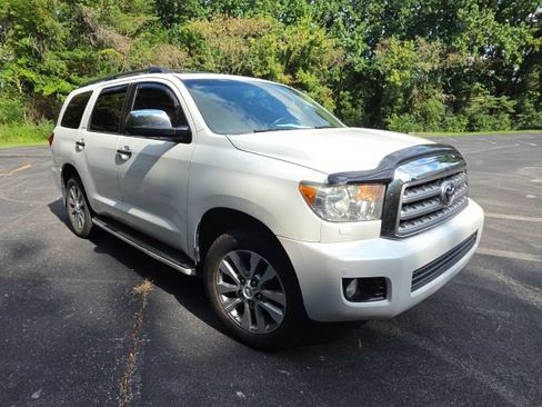 Used 2008 Toyota Sequoia Platinum AWD/4WD image 3