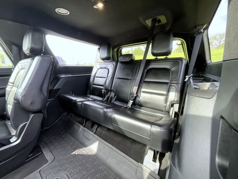 Used 2021 Lincoln Navigator L Reserve AWD/4WD image 20