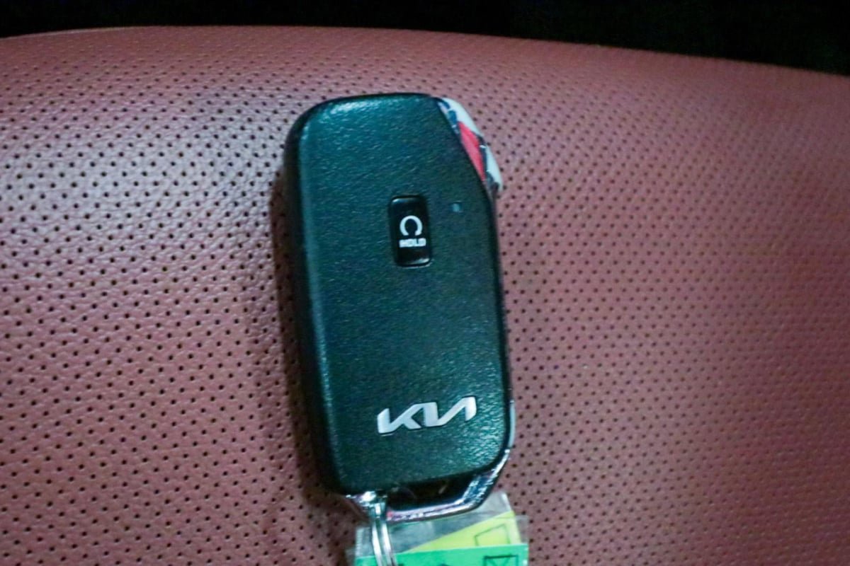Used 2023 Kia Sportage SX FWD image 26