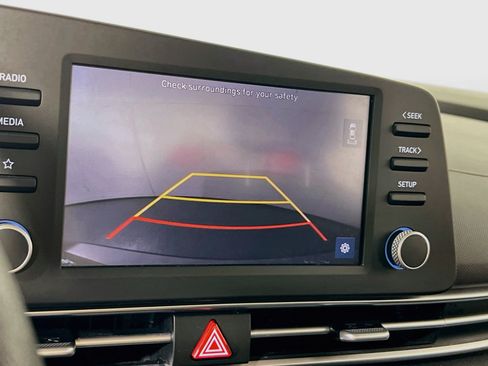 Used 2023 Hyundai Elantra SEL FWD image 13