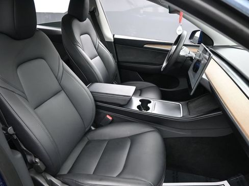 Used 2023 Tesla Model Y Long Range AWD/4WD image 24