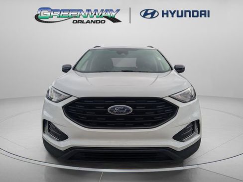 Used 2024 Ford Edge SEL w/ Sport Appearance Package image 3