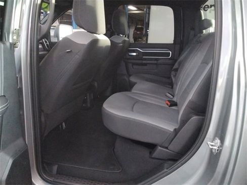 Used 2024 RAM 2500 Big Horn w/ Bed Utility Group image 10