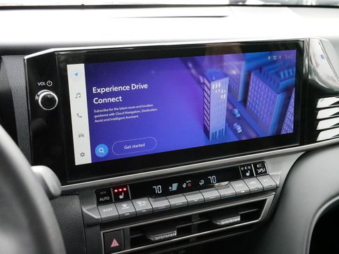 Used 2025 Toyota Camry XSE image 22