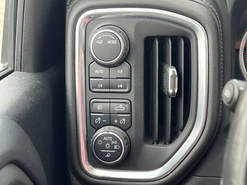 Used 2021 Chevrolet Silverado 2500 LTZ w/ LTZ Premium Package AWD/4WD image 23