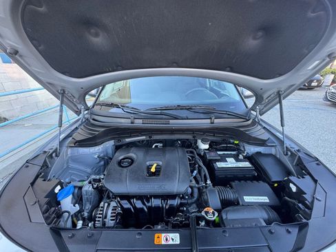 Used 2025 Kia Soul LX w/ LX Technology Package image 30