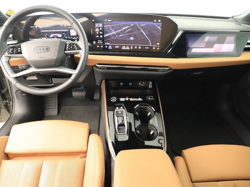 Used 2025 Audi A5 2.0T Prestige w/ 19" Wheel Package image 18