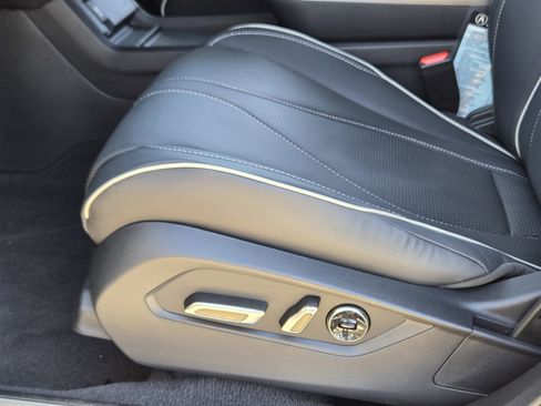 Certified 2025 Acura RDX SH-AWD w/ Advance Package image 24