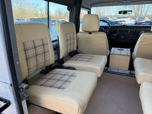 Used 1995 Land Rover Defender 90 image 40