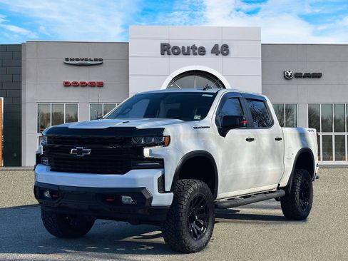 Used 2022 Chevrolet Silverado 1500 RST w/ Redline Edition image 2