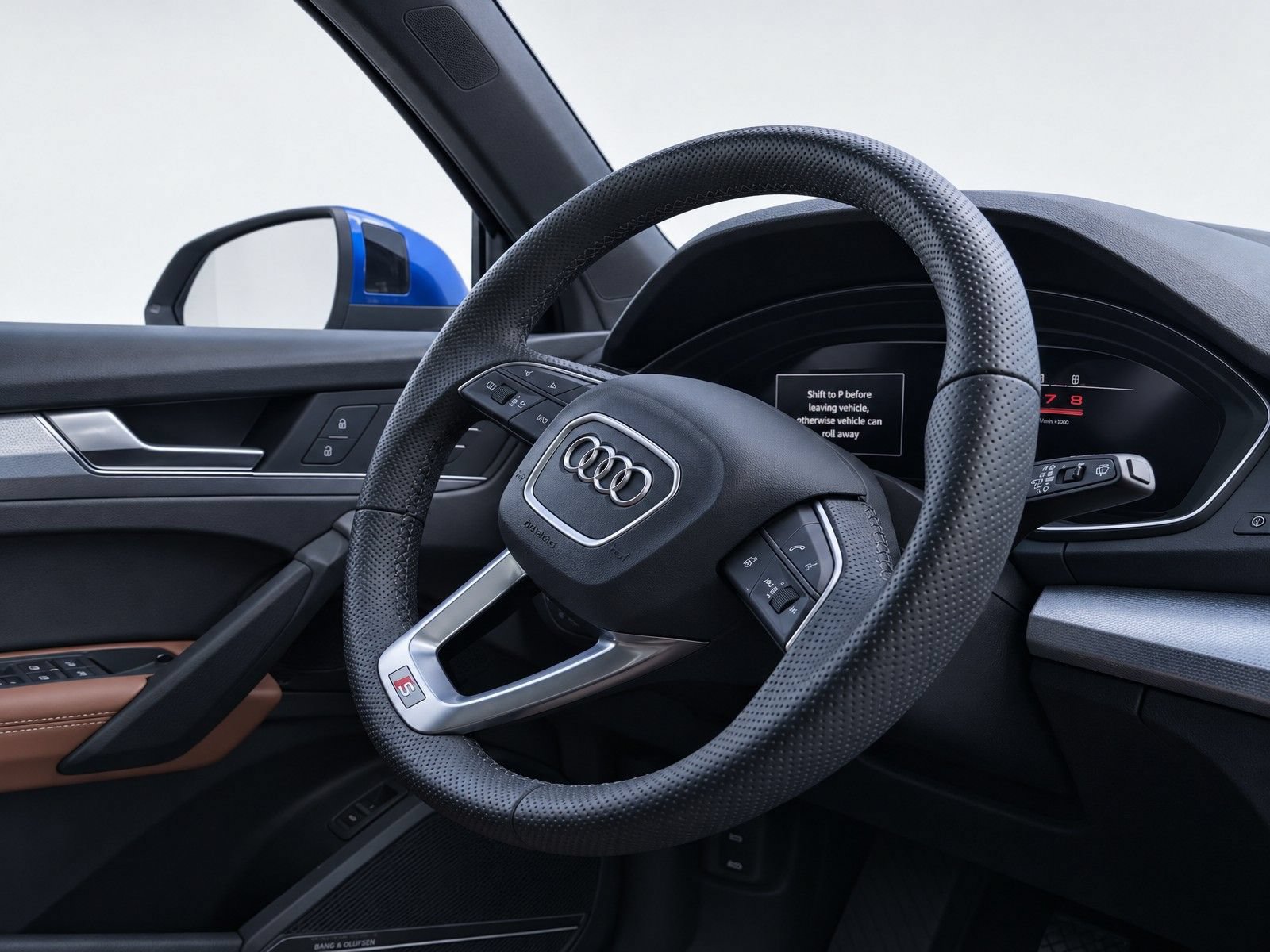 Used 2024 Audi Q5 2.0T Premium Plus w/ Premium Plus Package AWD/4WD image 24