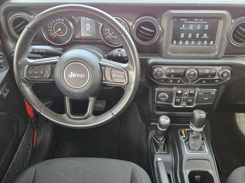 Used 2022 Jeep Wrangler Unlimited Sport image 24