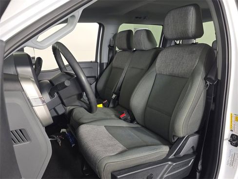 Certified 2025 Ford F250 XLT image 19