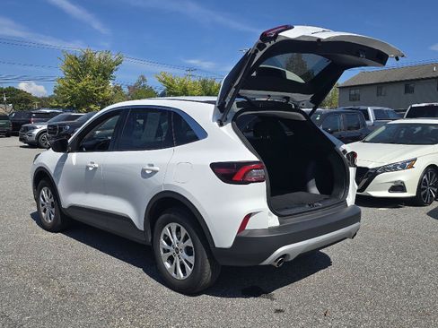 Used 2024 Ford Escape Active AWD/4WD image 22