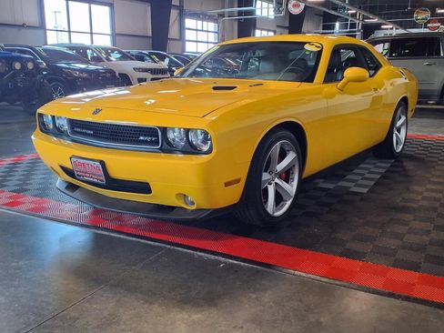 Used 2010 Dodge Challenger SRT8 w/ SRT Option Group II RWD image 4