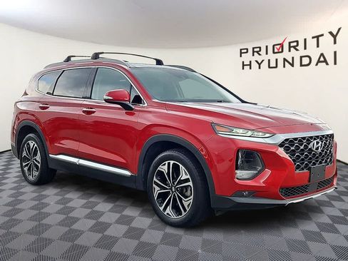 Used 2019 Hyundai Santa Fe AWD w/ Cargo Package image 3