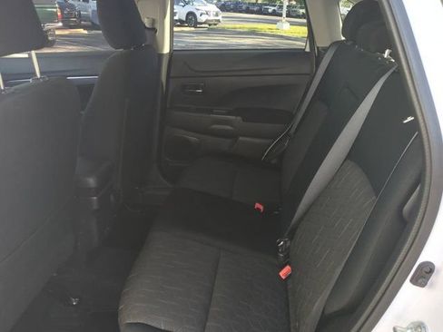 Used 2025 Mitsubishi Outlander Sport AWD image 13