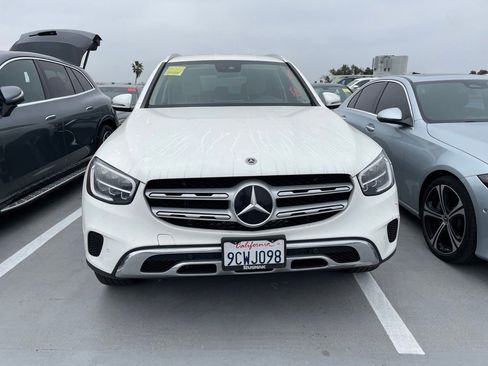 Used 2022 Mercedes-Benz GLC 300 image 3