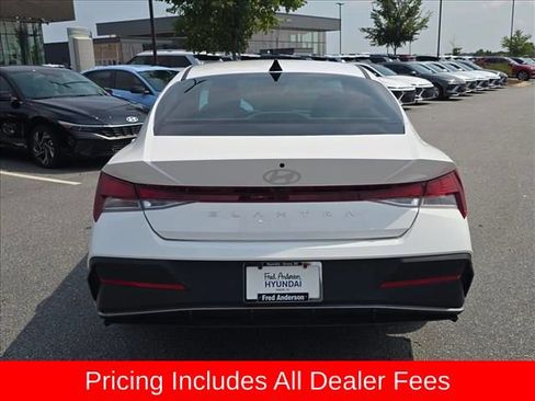 Certified 2024 Hyundai Elantra SEL FWD image 4