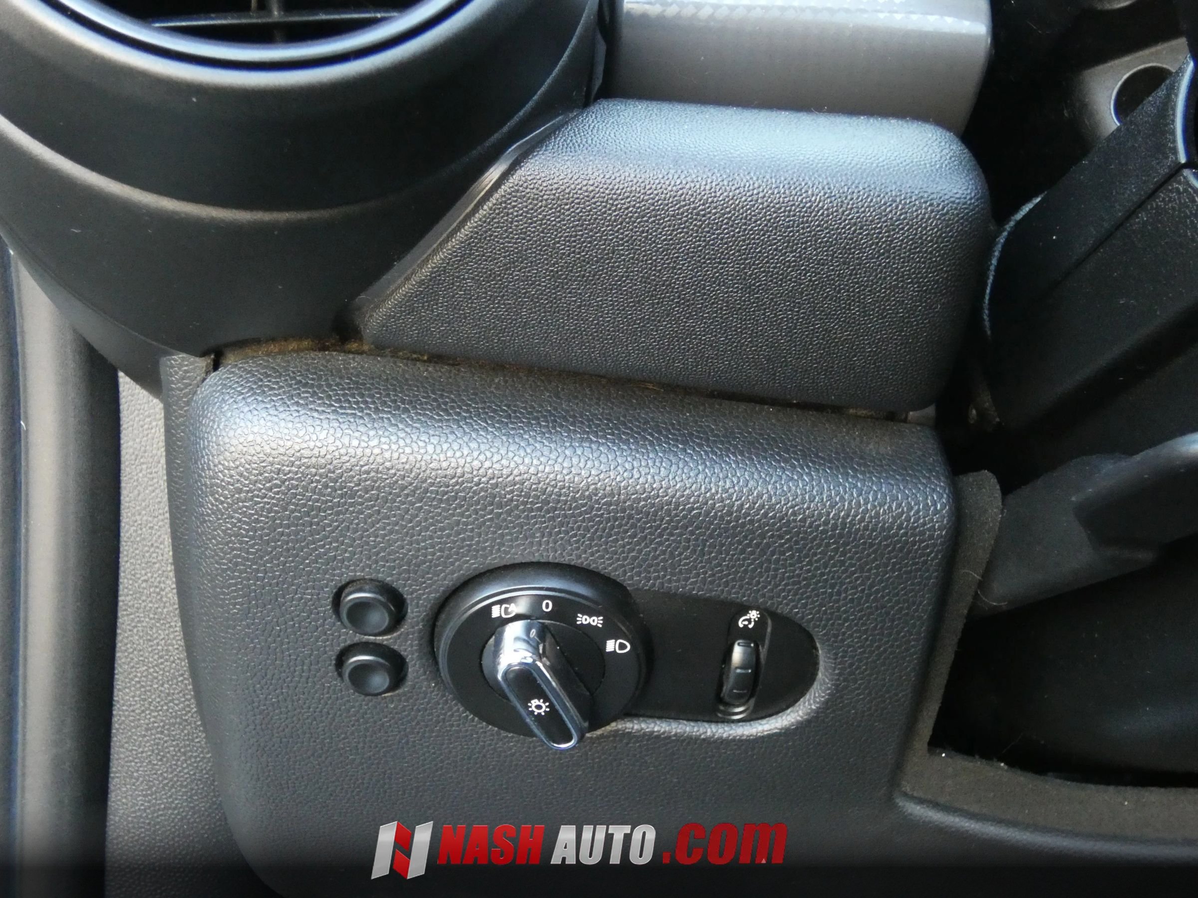 Used 2019 MINI Cooper Convertible FWD image 54