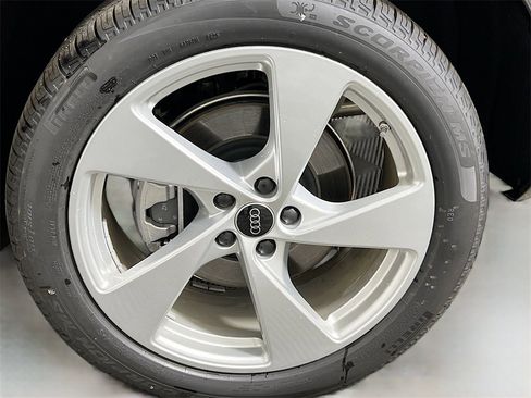 New 2025 Audi Q5 2.0T Premium Plus image 27