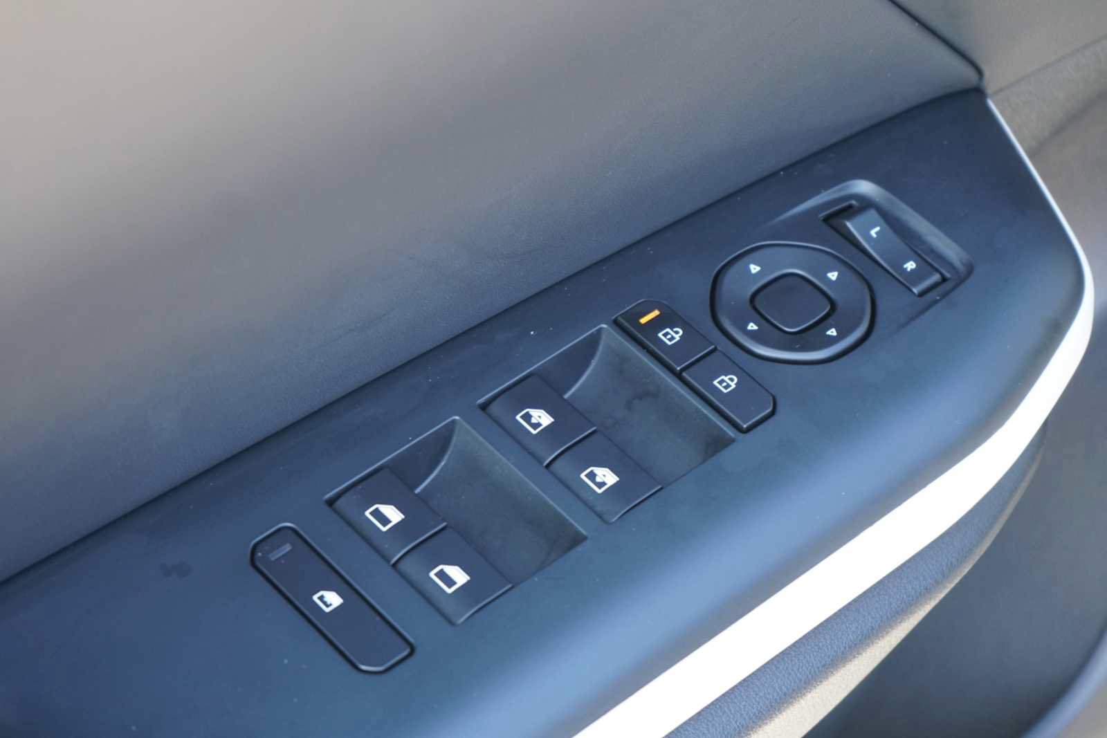 Certified 2025 Kia K4 GT-Line w/ GT-Line Premium Package FWD image 16