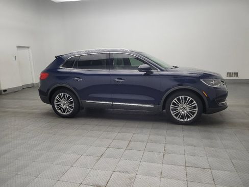 Used 2018 Lincoln MKX Reserve w/ Driver Assistance Package FWD image 11