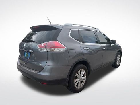 Used 2015 Nissan Rogue SV w/ SV Moonroof Package image 6