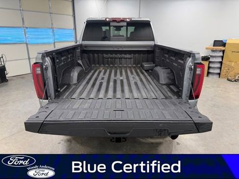 Used 2024 GMC Sierra 3500 Denali Ultimate AWD/4WD image 7