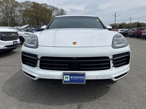 Used 2023 Porsche Cayenne AWD/4WD image 2