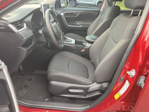 Used 2024 Toyota RAV4 LE FWD image 13