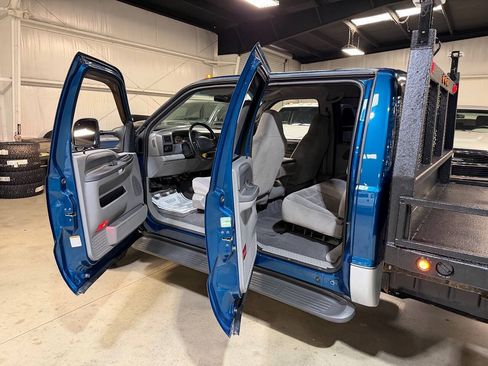 Used 2001 Ford F350 XLT AWD/4WD image 36