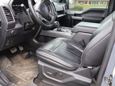 Used 2019 Ford F150 XLT w/ Equipment Group 302A Luxury image 4