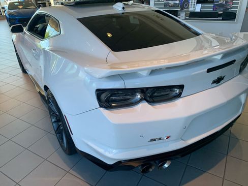 Certified 2023 Chevrolet Camaro ZL1 RWD image 4