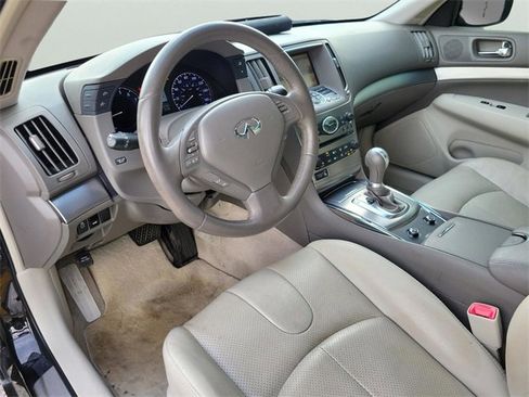 Used 2015 INFINITI Q40 w/ Moonroof Package image 14