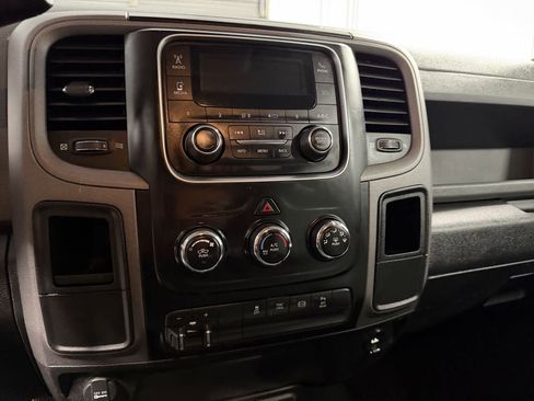 Used 2018 RAM 2500 Tradesman w/ Chrome Appearance Group AWD/4WD image 12