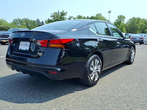 Used 2023 Nissan Altima 2.5 S FWD image 18