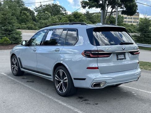 Used 2024 BMW X7 xDrive40i w/ M Sport Package AWD/4WD image 24