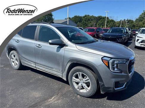 Used 2023 GMC Terrain SLE w/ Driver Convenience Package AWD/4WD image 1